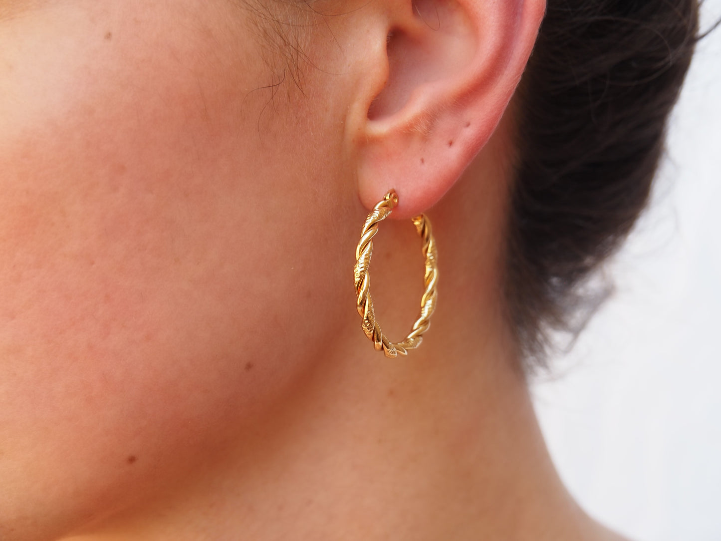 Thalia Twist Hoops