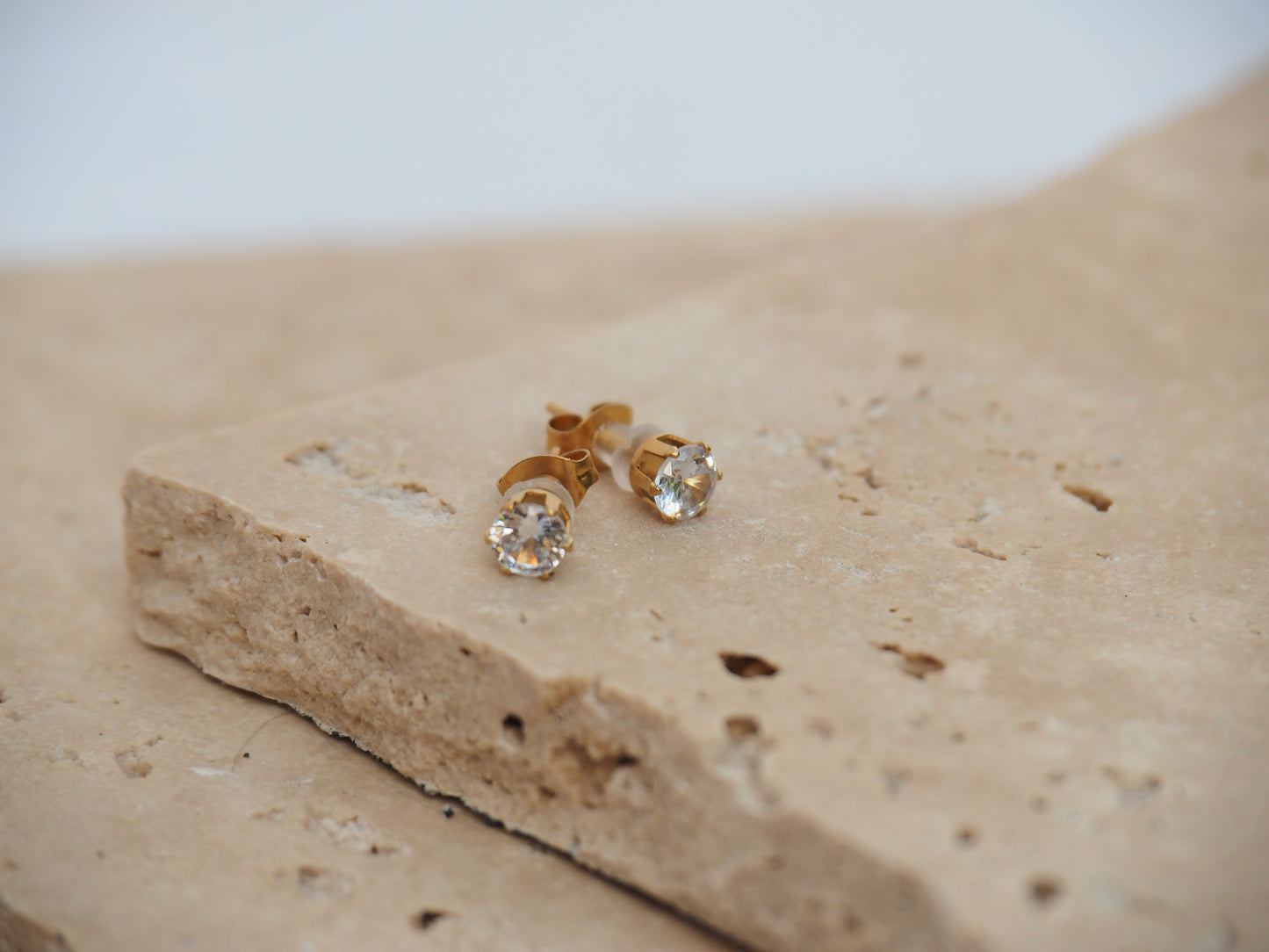 Seine Serenity Studs